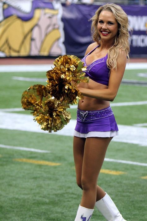 Minnesota Vikings Cheerleader Kaylee, 2012 season Vikings Cheerleaders, Buccaneers Cheerleaders, Transgender Outfits, Cheerleading Photos, Cute Cheer Pictures, Minnesota Vikings Football, Ice Girls, Vikings Football, Football Cheerleaders