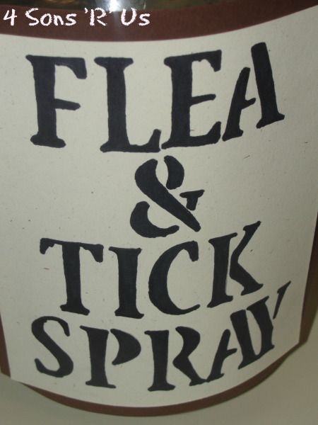 4 Sons 'R' Us: Homemade Natural Flea And Tick Spray Homemade Flea Spray, Flea Spray For Dogs, Flea Shampoo For Dogs, Tick Spray For Dogs, Flea Remedies, Pug Names, Flea And Tick Spray, Old Pug, Tick Spray