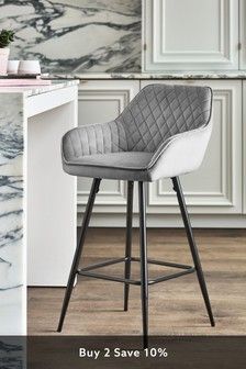 Kitchen Breakfast Bar Stools, Bar Chairs Kitchen, Island Chairs, Bar Stools Kitchen Island, Kursi Bar, Breakfast Bar Stools, Contemporary Bar Stools, Stools For Kitchen Island, Kitchen Family Rooms