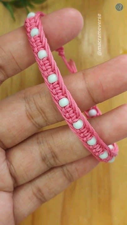 Macrame Bracelet Patterns Beads, Square Knot With Beads, Knotting Bracelets, Macrame Bracelets With Beads, Macrame Jewelry Diy, Lovers Video, Square Knot Bracelet, Handmade Bracelets Tutorial, Square Knot Bracelets