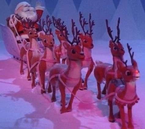 Christmas Nostalgia 2000s, 2000s Christmas, Christmas Widgets, Childhood Christmas, Christmas Nostalgia, Rudolph Reindeer, Classic Christmas Movies, Christmas Dreaming, Tacky Christmas