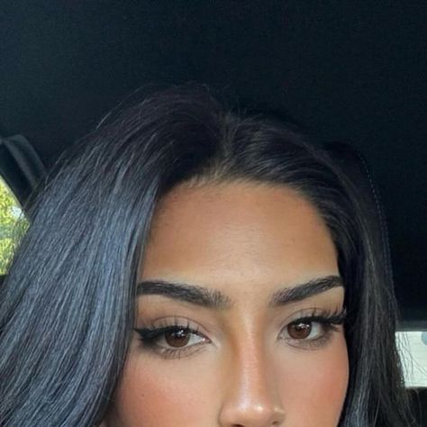 Honas ♡ on Instagram: "black hair >>" Brown Eyebrows, Hair Inspiration, Black Hair, Eyebrows, Hair Color, Fashion Inspo, Makeup, Hair, On Instagram