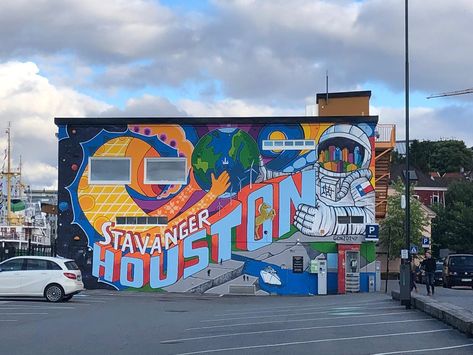 https://www.reddit.com/r/houston/comments/c8cvsk/random_houston_mural_in_norway/ Houston Murals, Stavanger, Front Page, Norway, Times Square, Houston, The Internet, Hobbies, Mural