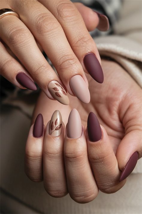 Embrace the beauty of autumn with these chic matte fall nail ideas that bring warmth and elegance to your fingertips. Imagine deep burgundy and rich forest green shades, perfectly matte to create a sophisticated look. Whether you're enjoying pumpkin spice lattes or cozy sweater days, these nails are the ideal accessory to express your love for the season. Get inspired and transform your manicure into the ultimate fall statement! Burgundy Matte Nails, Matte Maroon Nails, Pale Nails, Matte Nail Colors, Wine Nails, Fall Nail Ideas, Simple Fall Nails, Pumpkin Spice Lattes, Maroon Nails