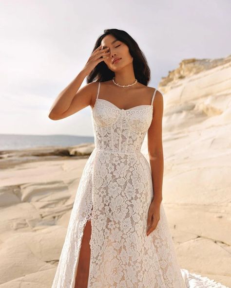 Tenderness & Magnificent in one gown💫 Floral top, classy detailed skirt is embellished with a high cut and a splendid long train. Lush Wedding, Glitter Wedding Dress, Chic Wedding Dresses, Luxury Wedding Dress, Long Train, Wedding Dress Sleeves, Chantilly Lace, Short Wedding Dress, Elegant Wedding Dress