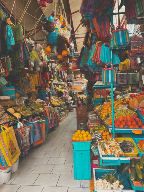 #mexico #fruit #market #aesthetic #travel Mexican Market Aesthetic, Mexico Aesthetic Vintage, Fruit Market Aesthetic, Blonde Mexican, Mexico Aesthetic Culture, Mexico Market, Mexico Y2k, Aesthetic Mexico, Travelling Aesthetic