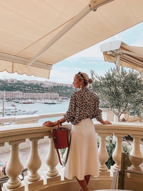 What We Did In Monaco Riviera Fashion, Lifestyle Photography Women, French Riviera Style, Fashion Mumblr, How To Pose, Fashion 2020, French Fashion, Look Chic, Outfit Details