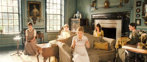 The Most Inspiring Interiors in Film, According to Top Designers - Galerie Pride & Prejudice Movie, Pride And Prejudice 2005, Romantic Academia, Still Frame, Elizabeth Bennet, Rosamund Pike, Gone Girl, Keira Knightley, Film Set