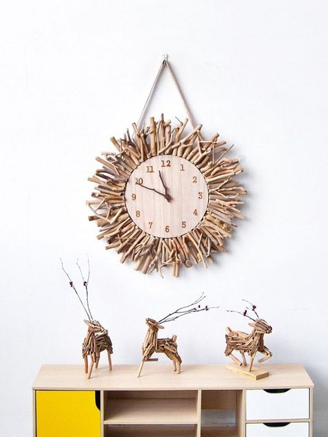 Clocks Art, Handmade Wood Crafts, Watch Minimalist, Rustic Wall Clock, Modern Wood Wall, Luxury Clock, Rustic Wall Clocks, Rustic Clock, Wall Clock Wooden