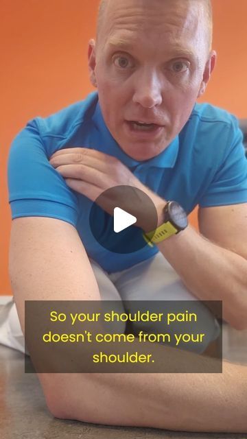 Shoulder Blade Pain Relief Stretches, Pulled Shoulder Muscle Relief, Shoulder Pain Stretches, Neck Shoulder Pain Relief, How To Massage Shoulders, Shoulder Pain Relief Exercises, Shoulder Massage Techniques, Shoulder Blade Pain Relief, Exercise For Shoulder Pain