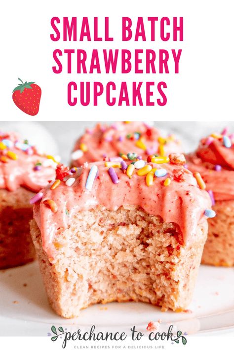 Small Batch Strawberry Cupcakes Strawberry Crisp Recipe, Small Batch Cupcakes, Strawberry Almond Milk, Strawberry Cupcake Recipes, Strawberry Crisp, Cook Healthy, Bakers Gonna Bake, Strawberry Flavor, Freeze Dried Strawberries