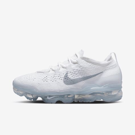 Breathe in. Breath out. This Air is better than that. With the first 1-piece Air unit to run the entire length of a shoe, the Air VaporMax 2023 Flyknit lets you walk on unbelievable cushioning. And up top, stretchy and supportive Flyknit keeps it breezy and light. Bonus—it's made with at least 20% recycled materials by weight. Now that's fresh! Vapormax Nike, Nike Vapor Max, Nike Vapormax Flyknit, Vapour Max Nike, Vapor Max, Nike Vapormax, Vapormax Flyknit, Nike Models, Nike Vapor