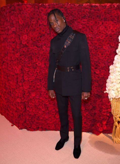 Travis Scott Suit, Travis Scott Met Gala, Creative Suits, Groomsmen Pics, Travis Scott Outfits, Fashion Subcultures, Met Gala Outfits, Dapper Outfit, Kylie Jenner Instagram