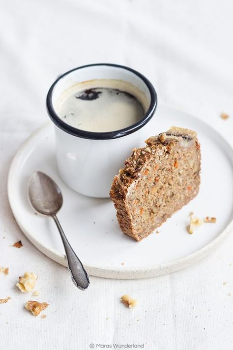 Your Daily Dose of Caffeine Carrot Banana Bread, Breakfast Photography, Photo Coffee, Dessert Photography, Photo Food, Food Photography Inspiration, Food Photography Tips, Cake Photography, Photography Food