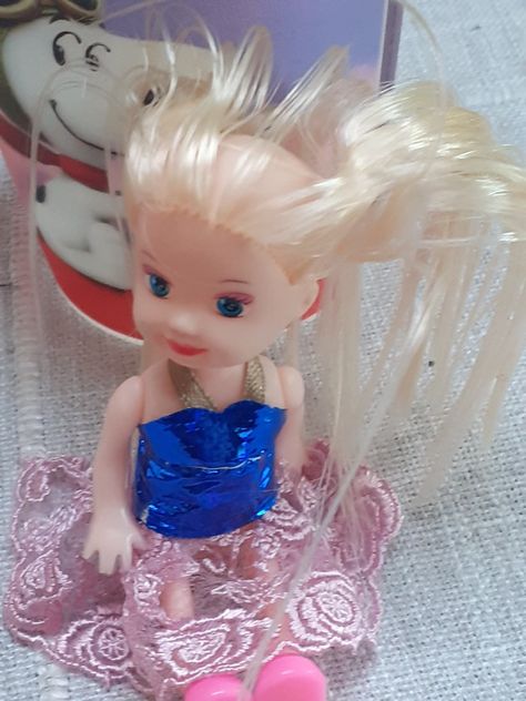 Blonde Dress, Barbie Funny, Tatting, Piercings, Blonde, Disney Princess, Disney Characters, Funny, Quick Saves