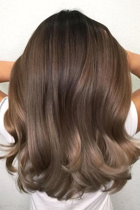 BEIGE BROWN AND ICE GOLD This gorgeous blend of muted brunette and a cool-toned gold makes for a striking combination. Light Chocolate Hair Color, Honey Caramel, Hair Color Chocolate, Fesyen Rambut, Chocolate Hair, Light Hair Color, Brown Blonde Hair, Long Hairstyles, Light Hair