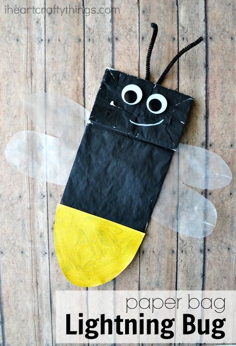 Adorable Paper Bag Lightning Bug Kids Craft, perfect for a summer kids craft and bug craft for kids. Lightning Bug Crafts, Daisy Room, Bug Craft, Insects Preschool, Bugs Preschool, Lightning Bug, Insect Crafts, Paper Bag Crafts, Bug Crafts