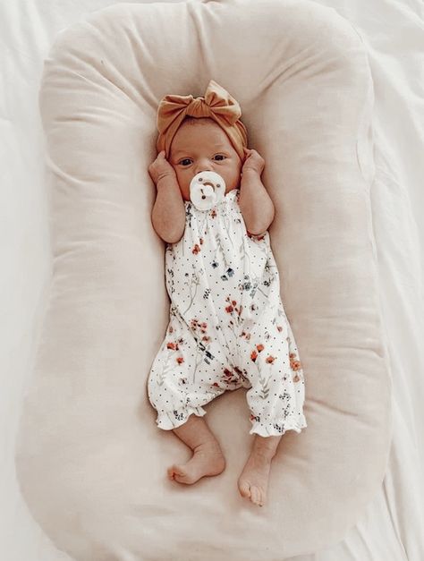 Aesthetic Baby Girl Outfits, Cute Infant Outfits, Spring Newborn Outfits, Baby Girl Outfits Aesthetic, Newborn Girl Outfits Summer, Summer Newborn Outfits, Newborn Outfits Girl, Baby Outfits Girl, Baby Girl Outfit Ideas