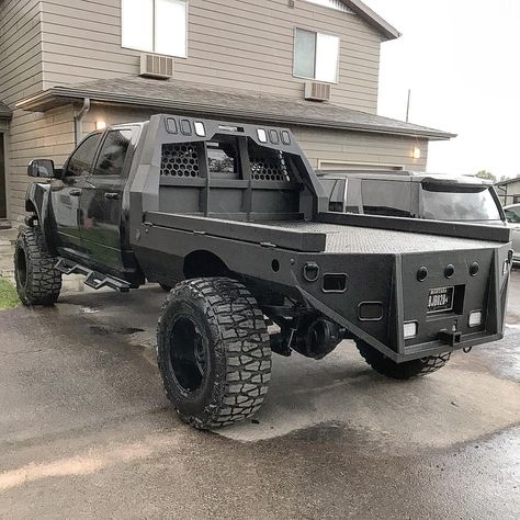 ✖️BRUISER BUILT✖️ on Instagram: “Lot’s of people have been suggesting that we do a Bruiser Built Truck Giveaway. Would you participate? We are thinking this could be a…” Bronco Lifted, Pimped Cars, Flatbed Truck Beds, Custom Flatbed, Headache Rack, Obs Ford, Welding Rig, Dodge Diesel, Custom Truck Beds