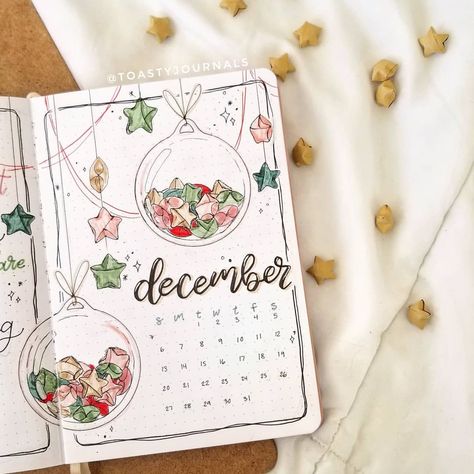 ash! 🍊 on Instagram: “December cover! The stars are backkk ! But this time also as my theme :) kind of random but my theme is origami lucky stars and clear…” December Bullet Journal, Bullet Journal Page, Bujo Planner, Bullet Journal 2019, Bullet Journal Ideas Templates, Bullet Journal Paper, Journaling Inspiration, Bullet Journal Aesthetic, Bullet Journal Diy