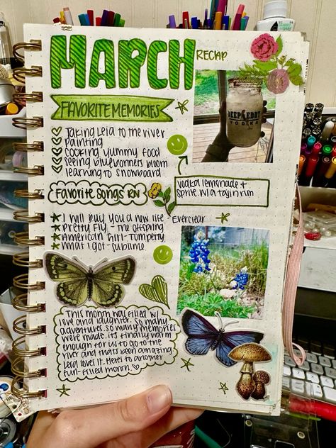 #bujo #journal #art #scrapbooking #scrapbook Scrapbook Ideas List, Decorated Journal Pages, Cottage Core Scrapbook Ideas, Easy Junk Journal Ideas, Scrap Journal Ideas, Journal Scrapbook Ideas, Doodle Scrapbook, Scrapbook Journal Pages, Scrapbook Spreads