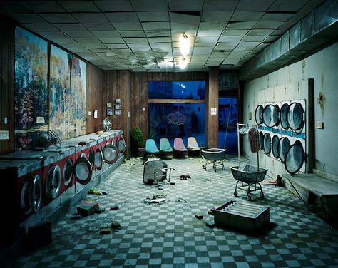 Post Apocalyptic City, Post Apocalypse, Miniature Model, Post Apocalyptic, End Of The World, On The Floor, Abandoned Places, The Floor, Laundry Room