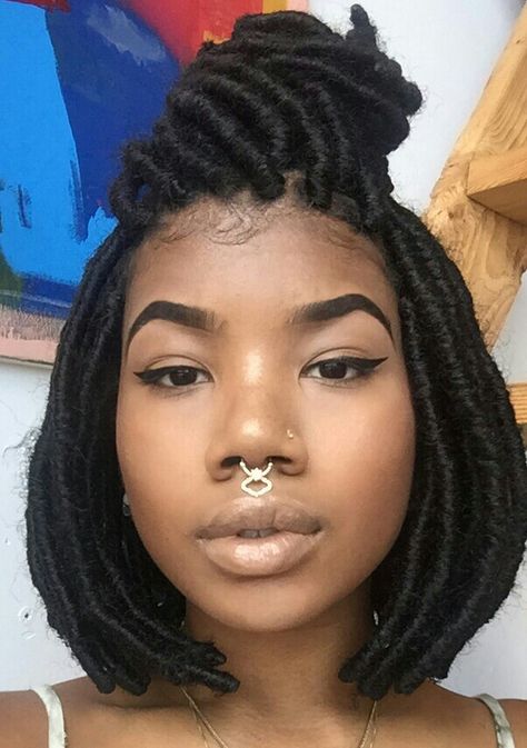 Faux locs Fox Locks Braids Faux Locs, Locks Braids Faux Locs, Fox Locks, Locks Braids, Afro Hair Woman, Braids Faux Locs, Dreads Styles For Women, Braids With Shaved Sides, Natural Hair Weaves