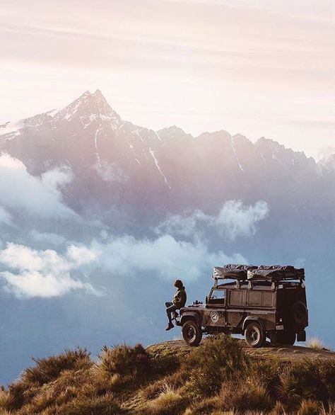 Rooftop Tent Camping, Mobil Off Road, Its A Mans World, Land Rovers, A Truck, Land Rover Discovery, Mans World, Camping Life, Land Rover Defender