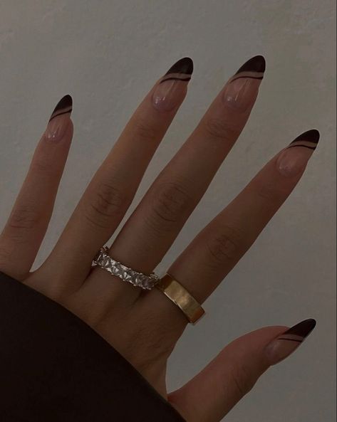 Nails For Graduation Black, Black French Tip Medium Nails, Black Acrylic Nail Designs Prom, Black Nails Homecoming, Black French With Design, Formal Black Nails, Black Prom Nails Acrylic Classy, Nail Inspo Graduation, Black Biab Nails