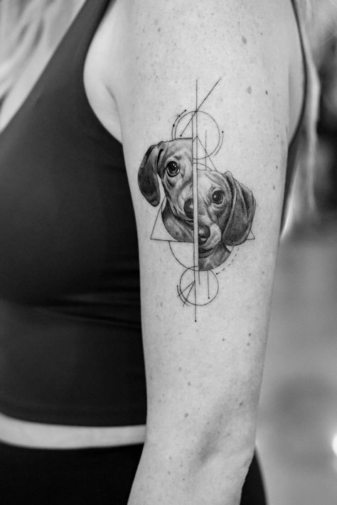 Split geometric fine line portrait of two dogs tattoo done single needle west coast black and grey LA style Dog Tattoo Ideas Minimalist, Geometric Dog Tattoo, Tattoo Ideas Minimalist, Tatoo Dog, Tattoo Placement Arm, Dog Portrait Tattoo, Dog Tattoo Ideas, Dog Memorial Tattoos, Tattoo Background