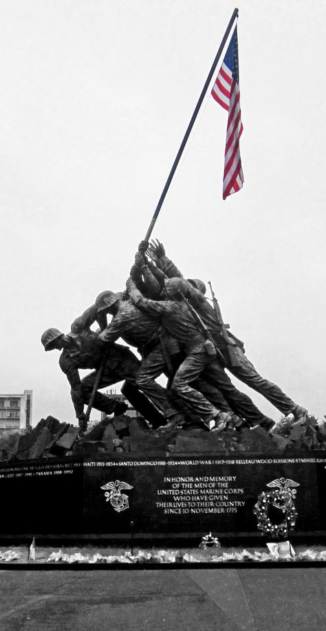 Monument Raising the American Flag on Iwo Jima Washington Iwo Jima Flag Raising, Iwo Jima Flag, Iwo Jima, Flag Photo, The American Flag, American Soldiers, The Flag, American Flag, Monument