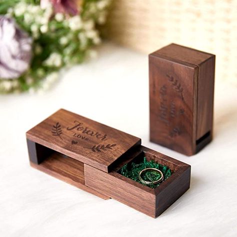 Woodworking Wedding Gifts, Wooden Gift Ideas, Ring Box Wedding Diy, Wooden Box Crafts, Wooden Engagement Ring Boxes, Ring Box Wood, Wood Box Design, Wooden Ring Box Wedding, Wood Laser Ideas