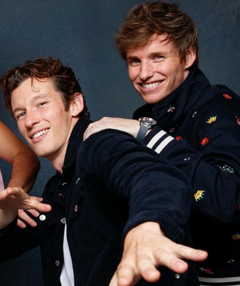 Those Scamander brothers sure look like they are having fun...... we’ll see whose still smiling at the end of the… Scamander Brothers, Fantastic Beasts Cast, Fantasic Beasts, Crimes Of Grindelwald, Callum Turner, Fantastic Beast, Newt Scamander, Eddie Redmayne, Fantastic Beasts And Where