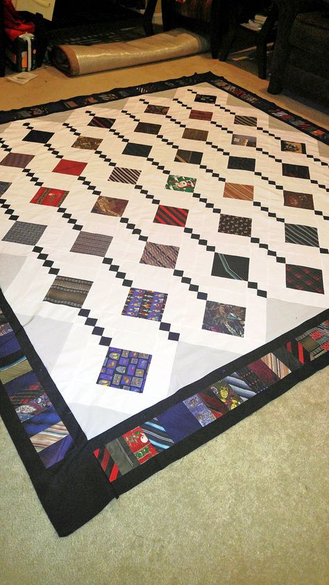 Tie Quilts, Memorial Quilt, Quilts Handmade, Necktie Quilt, Quilt Shirt, Necktie Crafts, Tie Ideas, Tie Quilt, Tie Crafts