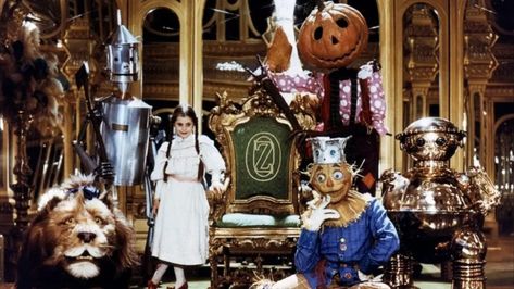 Kindertrauma Generation: The ‘Family Friendly’ Horrors of the 1980s - Bloody Disgusting Oz Characters, Return To Oz, Goonies 1985, 80s Movies, Very Scary, Horror Music, Creature Feature, Movie Genres, The Wizard