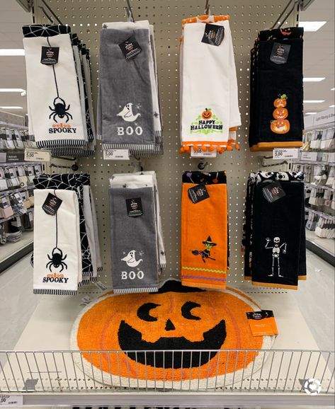 Halloween Hand Towels, Target Halloween 2023, Bathroom Dollhouse, Halloween Bath, Target Halloween, Halloween Bathroom, Fall Time, Spooky Vibes, Halloween Fashion