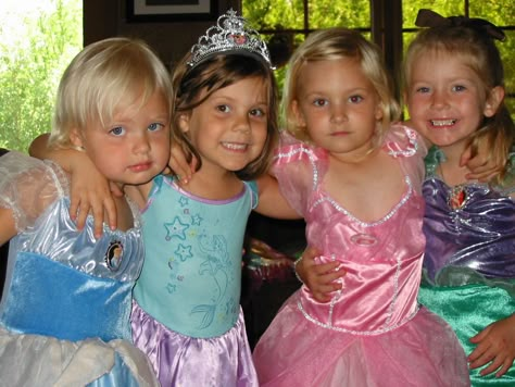 Childhood Memories Aesthetic, Princess Fancy Dress, Pretty Blonde Hair, Disneyland Princess, Nostalgia Aesthetic, Childhood Memories 2000, Kids Mood, Childhood Photos, Future Mom