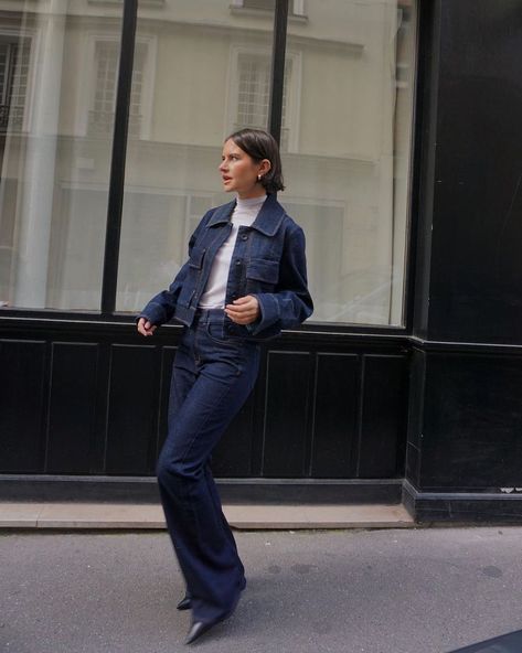 COS on Instagram: “Denim on denim, the COS way. Crafted from organic cotton, style our cropped utility-inspired denim jacket and flared jeans together for a…” Double Denim Outfit Women, Full Denim Outfit Women, Cos Aesthetic, Women Denim Outfits, Cos Outfits Women, Full Jeans Outfit, Dark Denim Jacket Outfit, Dark Denim Outfit, Cos Style