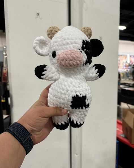 Finally finished my big booty cow while things were slow Sunday morning at the #southeastgameexchange. It is currently for sale DM if you are interested in this bootylicious cutie! Pattern by: @overmydeadstitches #handmade #crochetaddict #crochetlover #crochet #crochetersofinstagram #handmadewithlove #yarnlove #amigurumi #crochetplushies #crochetnerd #crochetartist #newsmallbusiness #plushiesofinstagram #stuffies #cow #booty Slow Sunday, Booties Crochet, Crochet Lovers, Sunday Morning, Cow, Amigurumi, Yarn, Knitting, Crochet