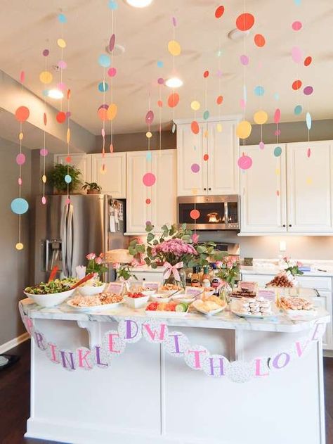 Colorful sprinkles baby shower party! See more party planning ideas at http://CatchMyParty.com! Sprinkle Baby Shower Girl, Sprinkles Birthday Party, Baby Boy Sprinkle, Sprinkled With Love, Idee Babyshower, Sprinkle Shower, Sprinkle Party, Ice Cream Birthday Party