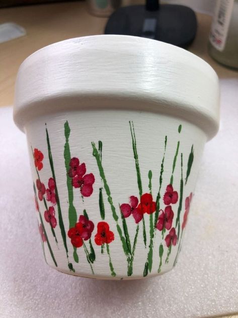 Flowerpot Painted, Flower Pots Diy, Drainage Ideas, Painting Pots, Diy Flower Pot, Terra Cotta Pot Crafts Diy, Painting Glass Jars, Pots Diy, Diy Pottery Painting