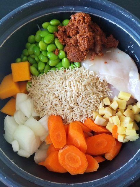 Healthy Recipes With Rice, Recipes With Rice, Zojirushi Rice Cooker, Healthy Thai Recipes, Rice Cooker Recipes, Curry Rice, Dinner With Ground Beef, Rice Dishes, Healthy Salad Recipes