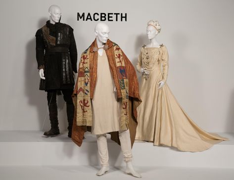 "Macbeth" costumes by Costume Designer, Jacqueline Durran. These costumes can be seen in the 24th Annual "Art of Motion Picture Costume Design" exhibition, FIDM Museum, Fashion Institute of Design & Merchandising, Los Angeles. The exhibition is free to the public, Tuesday, February 9 through Saturday, April 30, 2016, 10:00 a.m. - 5:00 p.m. .(Photo: Alex J. Berliner/ABImages) 17th Century Gown, Romeo And Juliet Costumes, Got Costumes, Game Of Thrones Costumes, Museum Fashion, Textile Museum, Theatre Costumes, Fashion Institute, Medieval Clothing