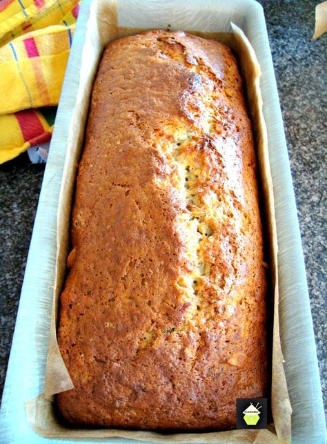 Banana Loaf Cake, Caramel Banana Bread, Banana Loaf, Scone Recipes, A Loaf Of Bread, Loaf Cakes, Kolaci I Torte, Muffin Bread, Loaf Of Bread