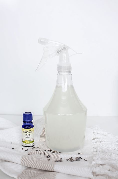 How To Make An All Natural, Multi-Surface Spray Cleaner Diy Kitchen Spray, Diy Multi Surface Cleaner, Diy Surface Cleaner, Surface Cleaner Diy, Natural Home Cleaners, Spring Cleaning Supplies, Multi Surface Cleaner, All Natural Cleaning Products, Spray Cleaner