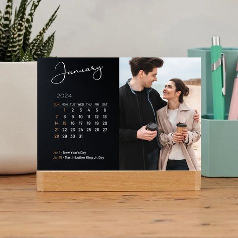 Modern Desk Calendar, Creative Desk Calendar, Modern Calendar Design, Blue Calendar, Desk Calendar Design, Desk Calendar Template, Calendar Cover, Calendar With Holidays, Table Calendar