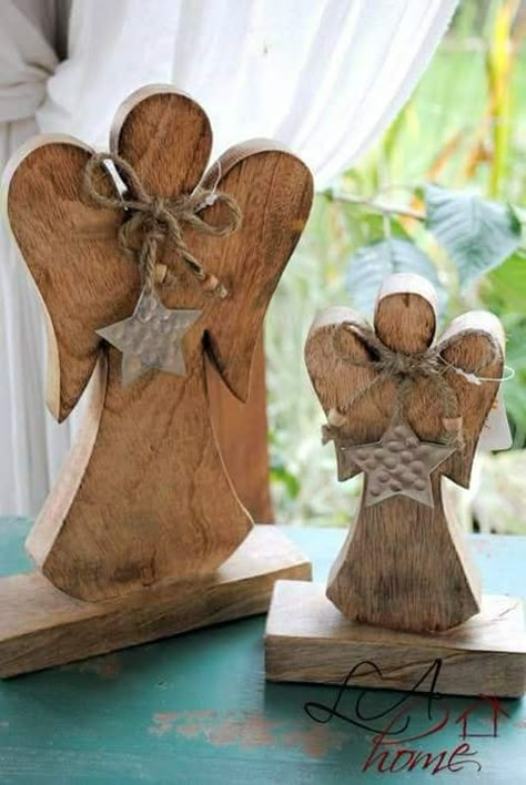 Tre Kunst, Christmas Angel Crafts, Wooden Christmas Crafts, Wooden Angel, Wooden Christmas Decorations, Pallet Christmas, Angel Crafts, Diy Christmas Decorations Easy, Christmas Wood Crafts