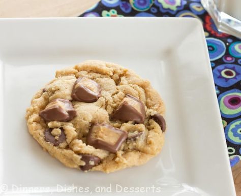 reeses peanut butter cookies on a plate Reeses Peanut Butter Cookies, Reese's Cookies, Reese's Peanut Butter Cup Cookies, Reeses Cookies, Butter Cookie Recipe Easy, Pb Cookies, Coconut Biscuits, Peanut Butter Cup Cookies, Easy Chocolate Chip Cookies