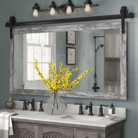 Farmhouse Bathroom Mirrors, Rustic Bathroom Vanities, Barnwood Wall, Bad Inspiration, Modern Farmhouse Bathroom, Bathroom Idea, Farmhouse Bathroom Decor, Bathroom Mirrors, Bathroom Redo