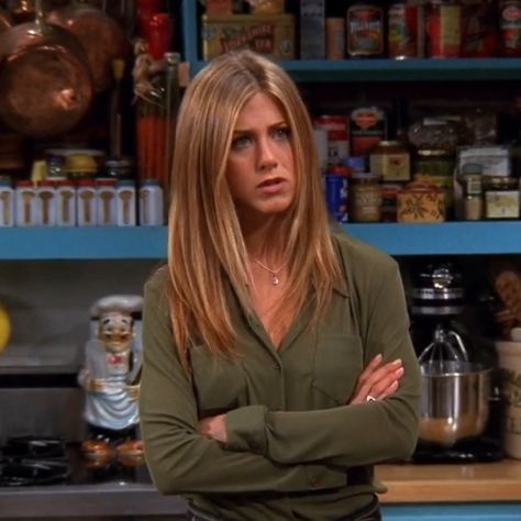 Jennifer Aniston Hair Friends, Jennifer Aniston Haircut, Jennifer Aniston Hair Color, Rachel Green Hair, Jennifer Aniston Friends, Rachel Hair, Jennifer Aniston Hair, Jenifer Aniston, Straight Hair Cuts